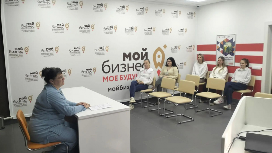 В Жигулевском МФЦ при участии самарского Росреестра проработали со специалистами важные вопросы В Жигулевском МФЦ при участии самарского Росреестра проработали со специалистами важные вопросы